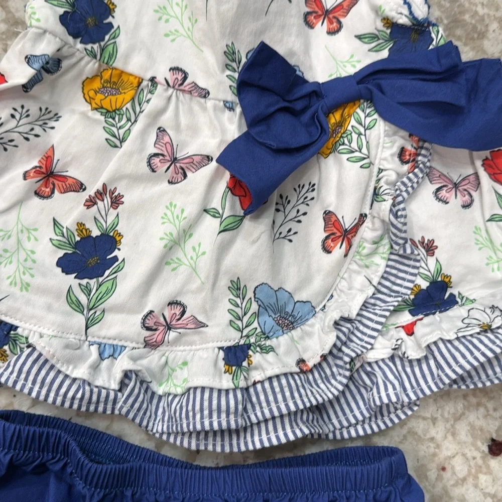 Butterfly set - Picture 2 of 3